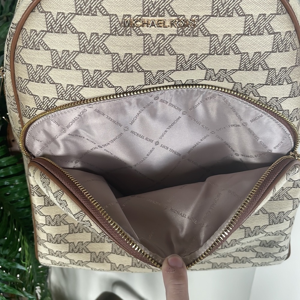 Brand New Michael Kors Logo Canvas Zippered Backpack w/ Gold Tone Accents - Picture 7 of 16